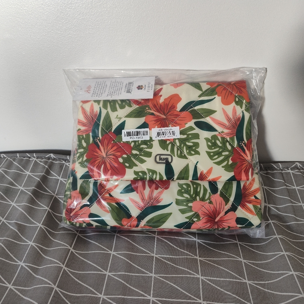 NWT lug Plie crossbody bag In Lush luau